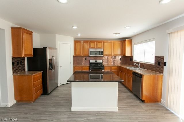 6525 Cedar Waxwing Street, North Las Vegas, NV 89084