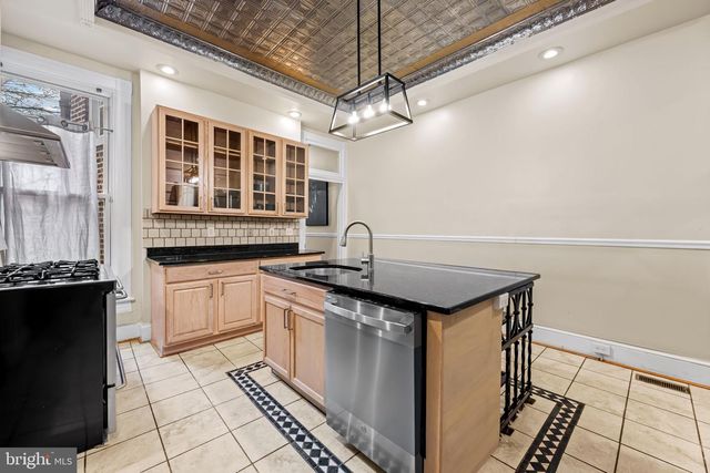 1402 LIGHT ST, Baltimore, MD 21230