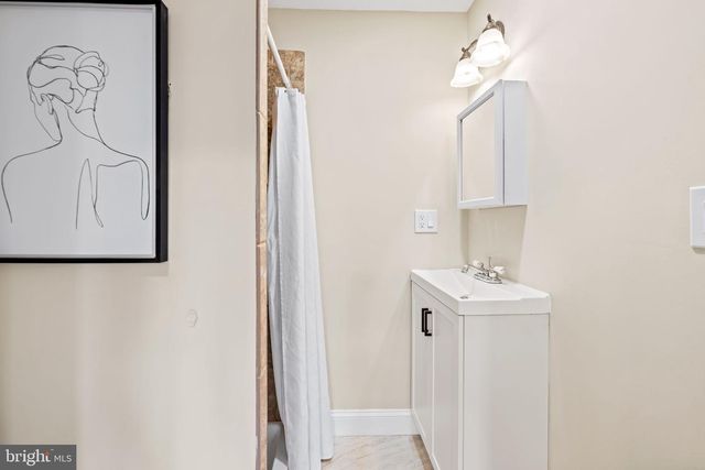 1402 LIGHT ST, Baltimore, MD 21230