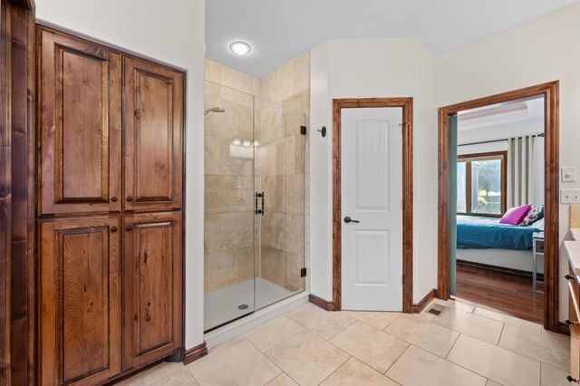 1427 E Timber Falls Ct, Andover, KS 67002