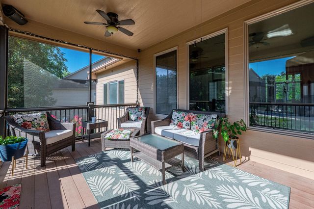 1427 E Timber Falls Ct, Andover, KS 67002