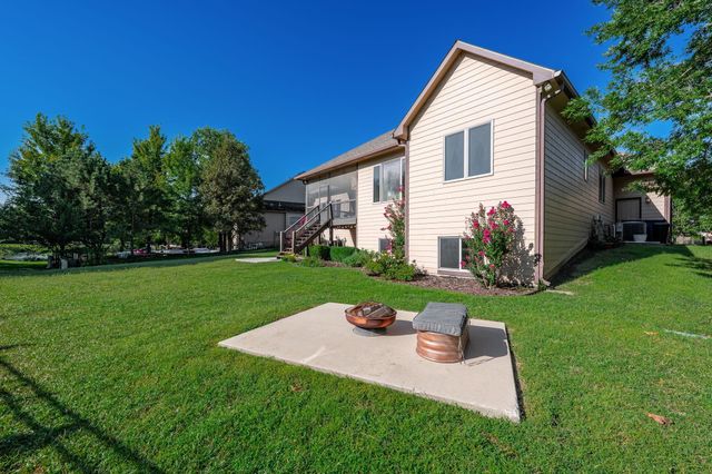 1427 E Timber Falls Ct, Andover, KS 67002