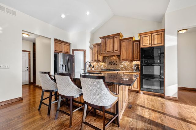 1427 E Timber Falls Ct, Andover, KS 67002