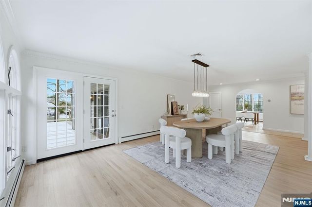 921 Franklin Lake Road, Franklin Lakes, NJ 07417