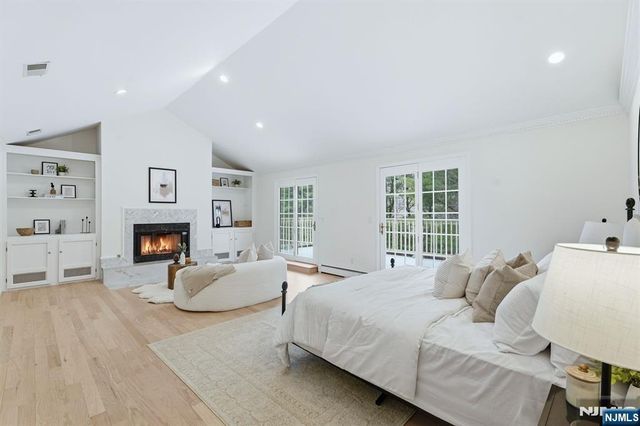 921 Franklin Lake Road, Franklin Lakes, NJ 07417