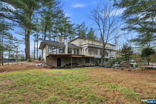 921 Franklin Lake Road, Franklin Lakes, NJ 07417