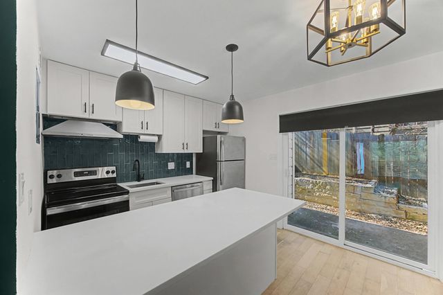 3806 Southridge DR 4, Austin, TX 78704