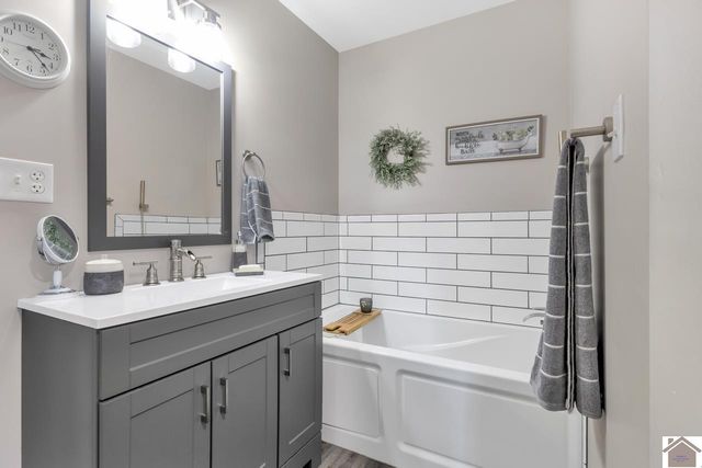 210 Parkview Rd # 47, Cadiz, KY 42211