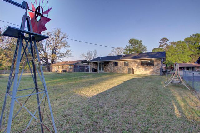 3715 Forestwood, Texarkana, AR 71854