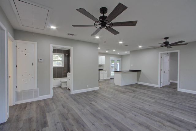 3715 Forestwood, Texarkana, AR 71854