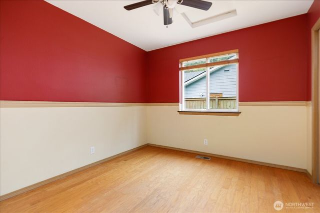 2301 SW Rosario Place, Oak Harbor, WA 98277