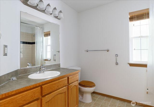 2301 SW Rosario Place, Oak Harbor, WA 98277