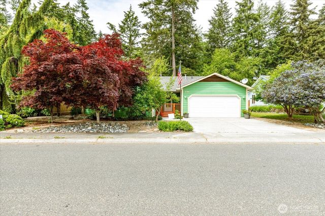 2301 SW Rosario Place, Oak Harbor, WA 98277