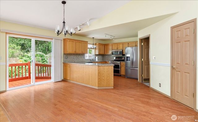 2301 SW Rosario Place, Oak Harbor, WA 98277