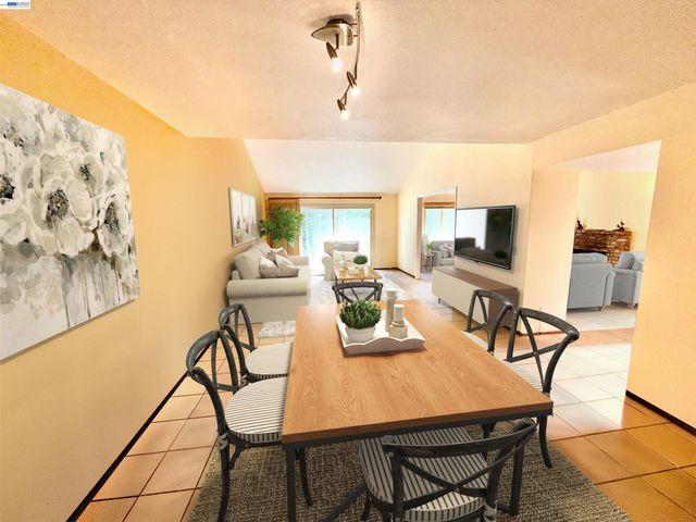 123 Ironwood, Oakland, CA 94605