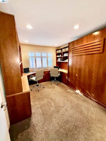 123 Ironwood, Oakland, CA 94605