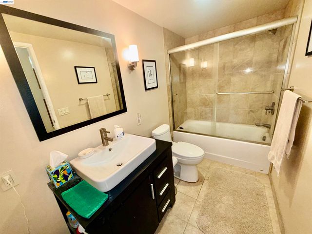 123 Ironwood, Oakland, CA 94605