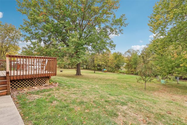 501 W Hutchings Street, Winterset, IA 50273