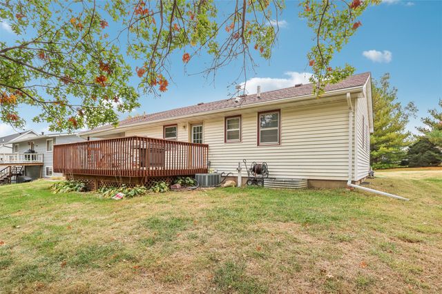 501 W Hutchings Street, Winterset, IA 50273
