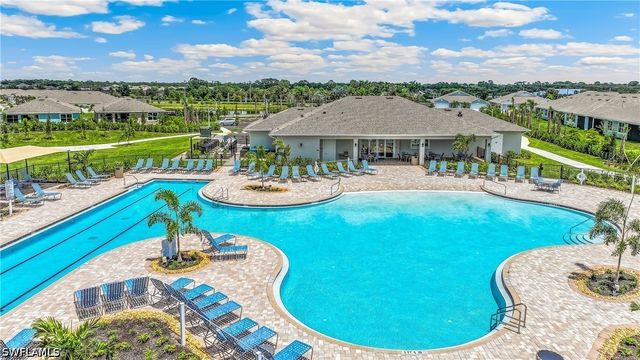 18217 Water Crossing DR, North Fort Myers, FL 33917