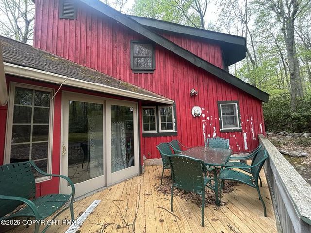 4120 Greenwood Drive, Polk Twp, PA 18058