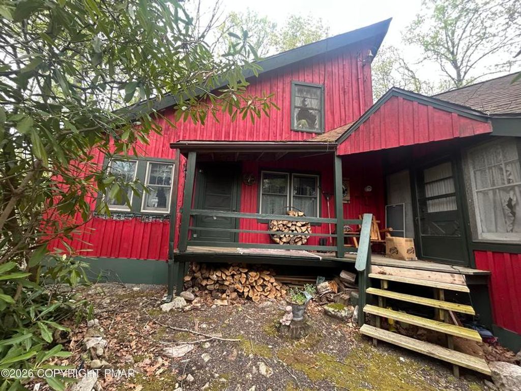 4120 Greenwood Drive, Polk Twp, PA 18058