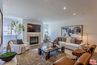120 S Crescent Drive 304, Beverly Hills, CA 90212