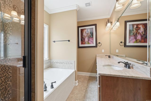 18 Pennsylvania Court, Little Rock, AR 72223