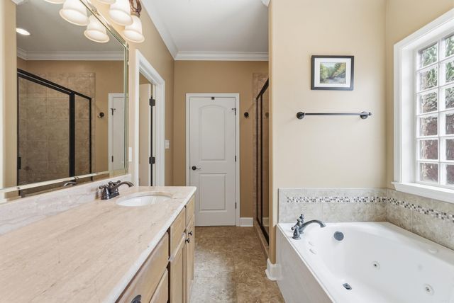 18 Pennsylvania Court, Little Rock, AR 72223