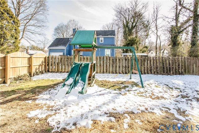 10818 Timonium Dr, Chester, VA 23831