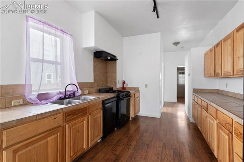 2232 E Routt Avenue, Pueblo, CO 81004 — photo 5