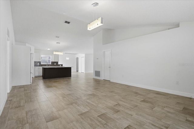 41 ZEPHYR LILY TRAIL, Palm Coast, FL 32164