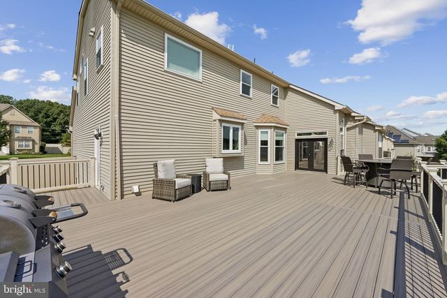 127 WHITE CEDAR DR, Sicklerville, NJ 08081