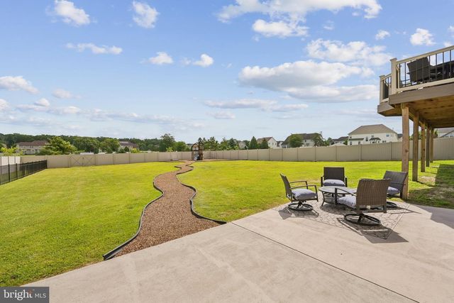 127 WHITE CEDAR DR, Sicklerville, NJ 08081