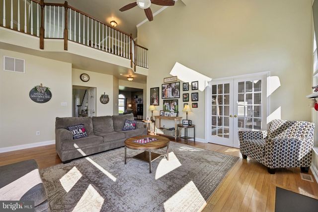 127 WHITE CEDAR DR, Sicklerville, NJ 08081