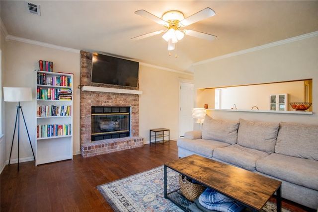 2173 E Stearns Street, Fayetteville, AR 72703