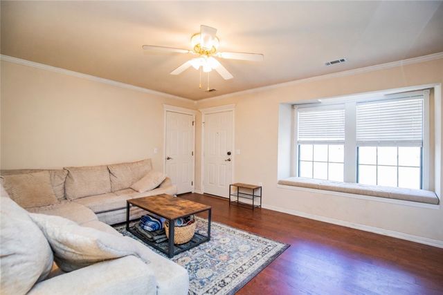 2173 E Stearns Street, Fayetteville, AR 72703