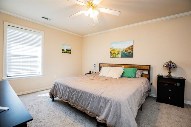 2173 E Stearns Street, Fayetteville, AR 72703