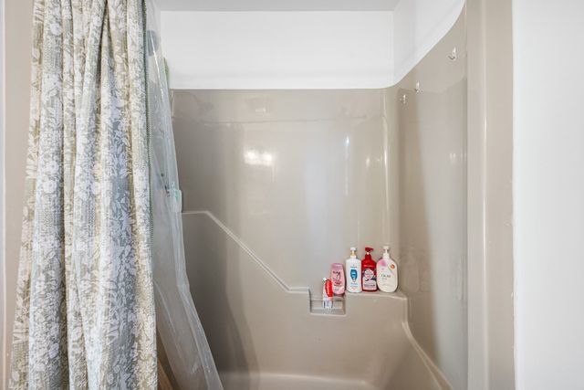 30 Constance Dr, Lowell, MA 01854