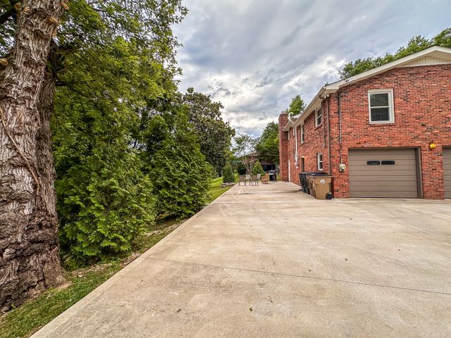 2608 Davidwood Ct, Nashville, TN 37214