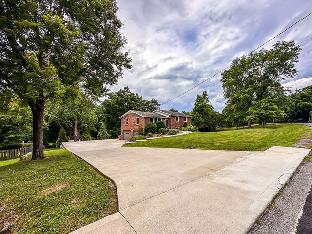 2608 Davidwood Ct, Nashville, TN 37214