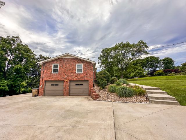 2608 Davidwood Ct, Nashville, TN 37214