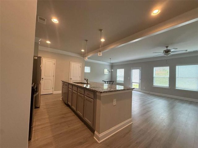 1521 Winding Ridge Trl, Hoschton, GA 30548