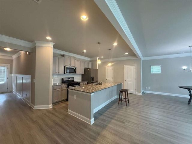 1521 Winding Ridge Trl, Hoschton, GA 30548