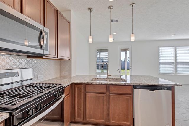 9423 Castillo Court, Magnolia, TX 77354