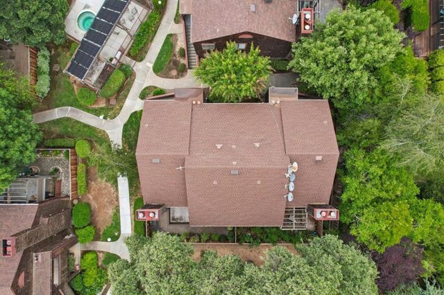 1555 Hecker Pass Road E201, Gilroy, CA 95020