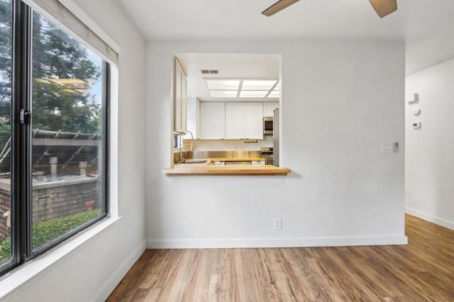 1555 Hecker Pass Road E201, Gilroy, CA 95020