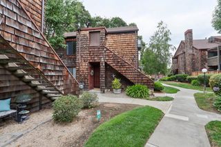 1555 Hecker Pass Road E201, Gilroy, CA 95020