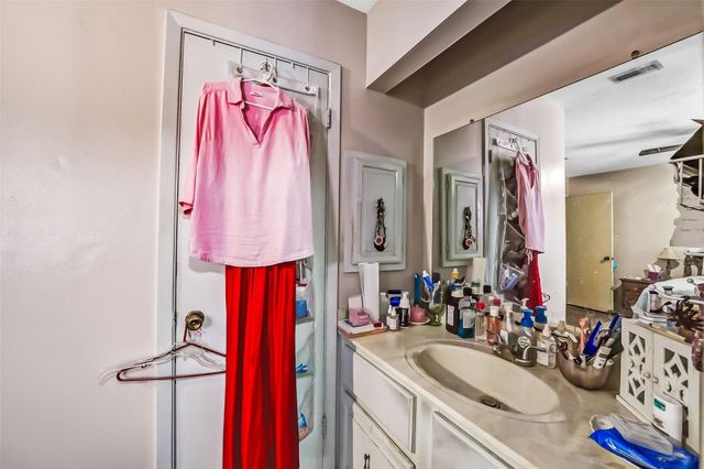 5314 Moonshadows Drive, Humble, TX 77346