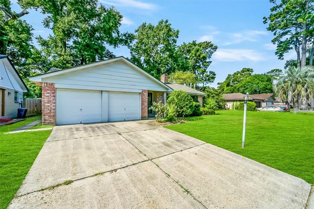 5314 Moonshadows Drive, Humble, TX 77346